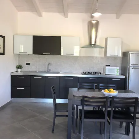 Semesterbostad Maralai